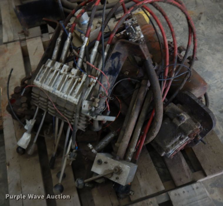 image for item HR9207 Truck parts