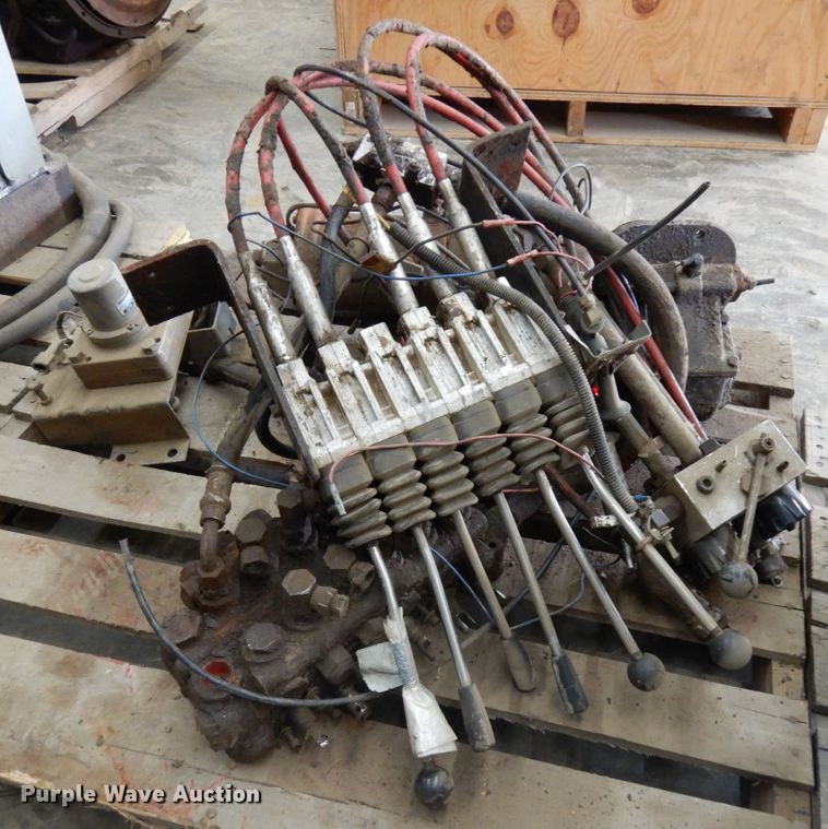 image for item HR9207 Truck parts