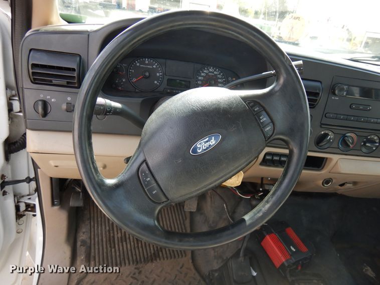 image for item HR9209 2007 Ford F550 Super Duty  utility / service truck