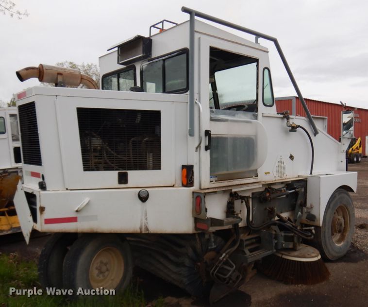 image for item HR9210 Elgin Pelican  street sweeper