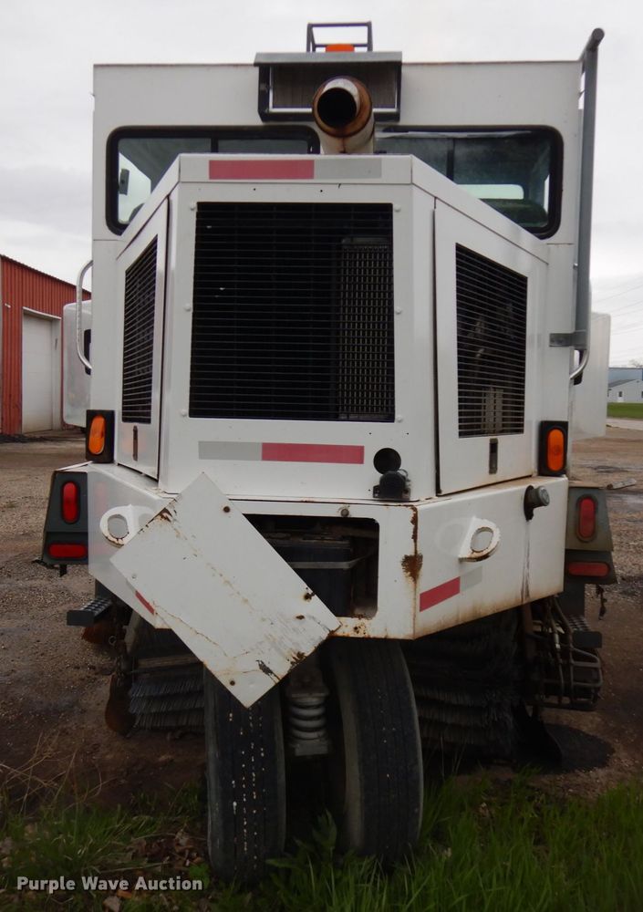 image for item HR9210 Elgin Pelican  street sweeper