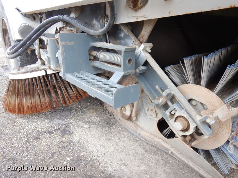 image for item HR9210 Elgin Pelican  street sweeper