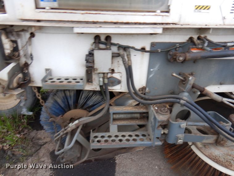 image for item HR9210 Elgin Pelican  street sweeper