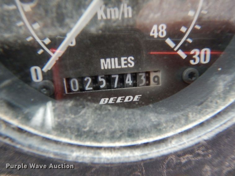 image for item HR9210 Elgin Pelican  street sweeper