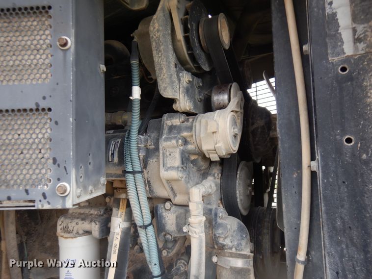 image for item HR9210 Elgin Pelican  street sweeper