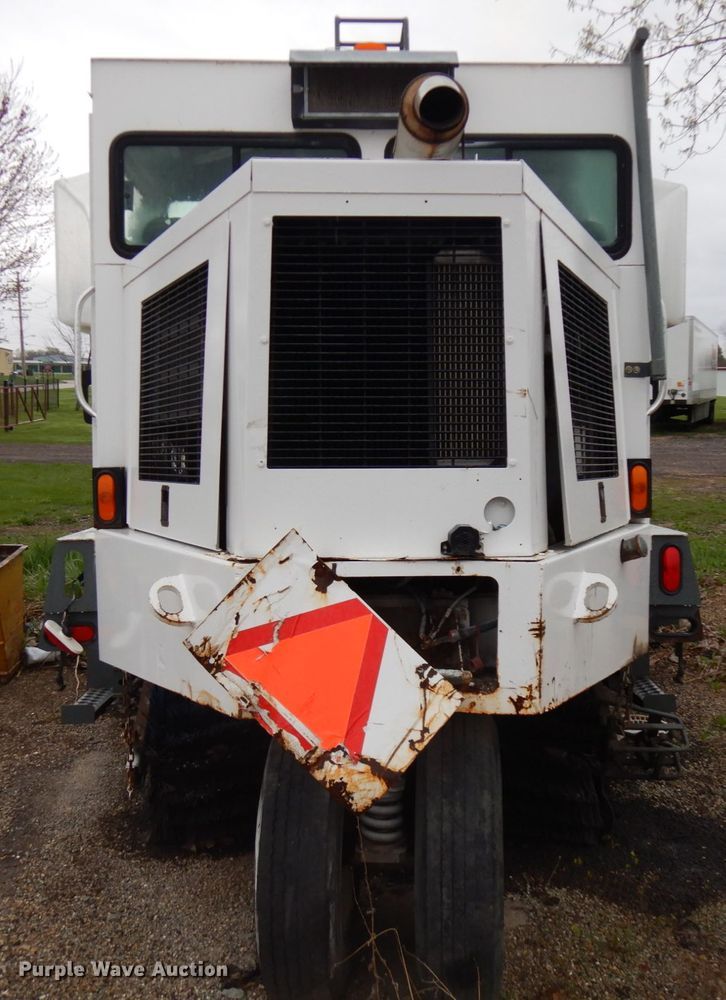 image for item HR9211 Elgin Pelican  street sweeper