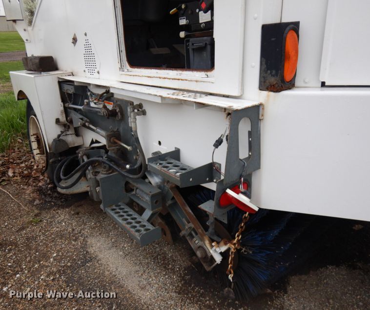 image for item HR9211 Elgin Pelican  street sweeper