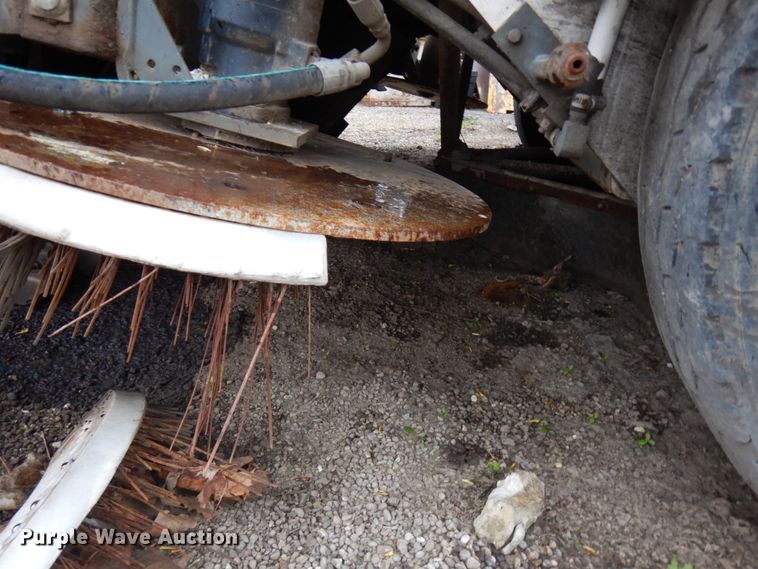 image for item HR9211 Elgin Pelican  street sweeper