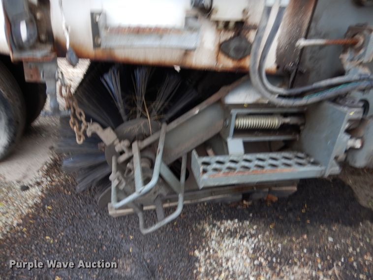 image for item HR9211 Elgin Pelican  street sweeper