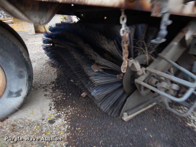 image for item HR9211 Elgin Pelican  street sweeper