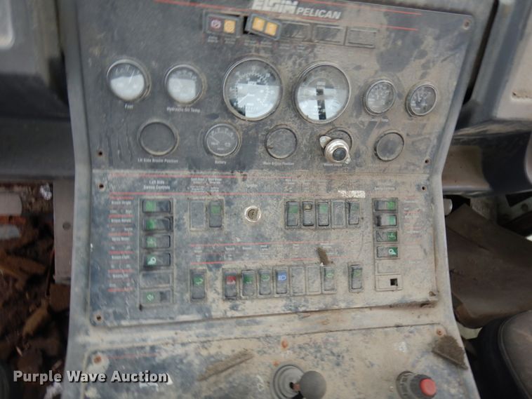 image for item HR9211 Elgin Pelican  street sweeper