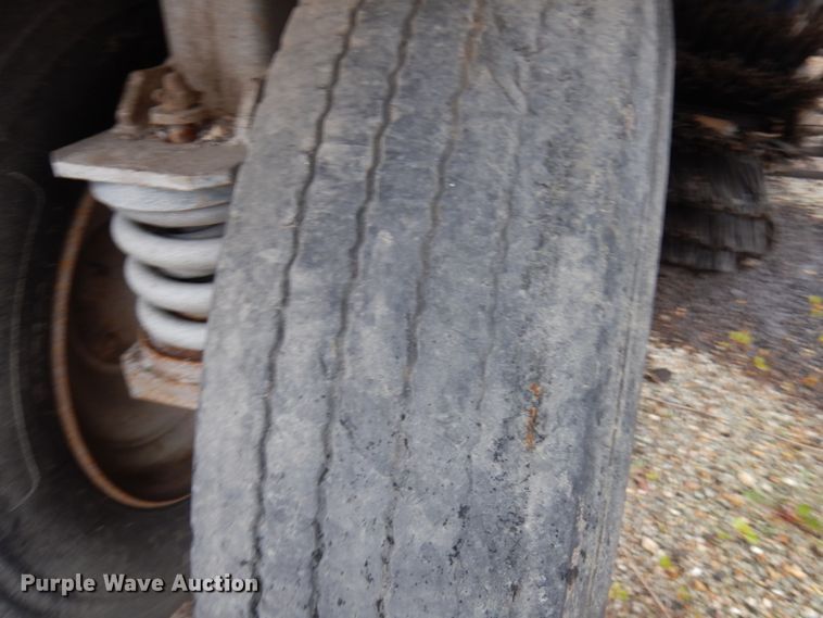 image for item HR9211 Elgin Pelican  street sweeper