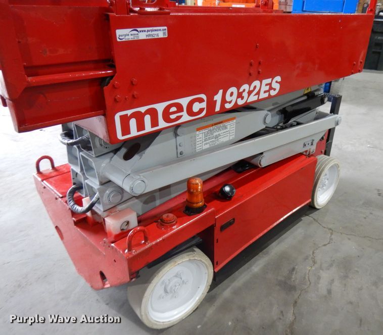 image for item HR9216 2012 Mec 1932ES  vertical lift