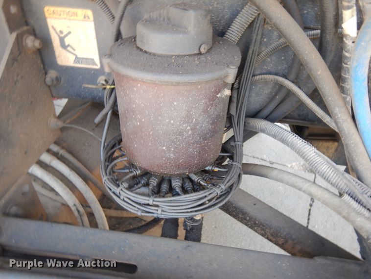 image for item HR9218 2000 Freightliner FC70  street sweeper truck