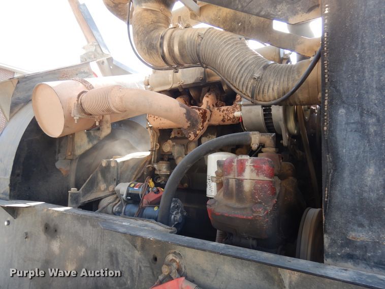 image for item HR9218 2000 Freightliner FC70  street sweeper truck