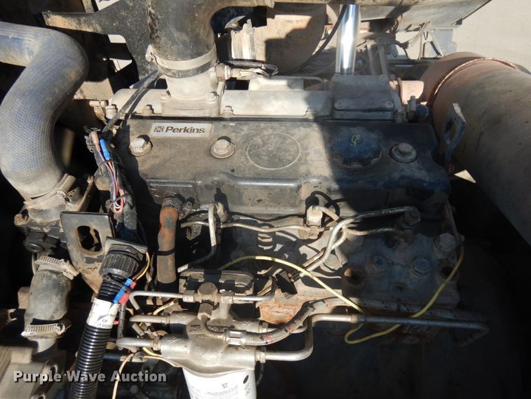 image for item HR9218 2000 Freightliner FC70  street sweeper truck