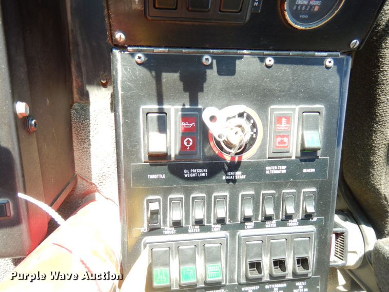 image for item HR9218 2000 Freightliner FC70  street sweeper truck