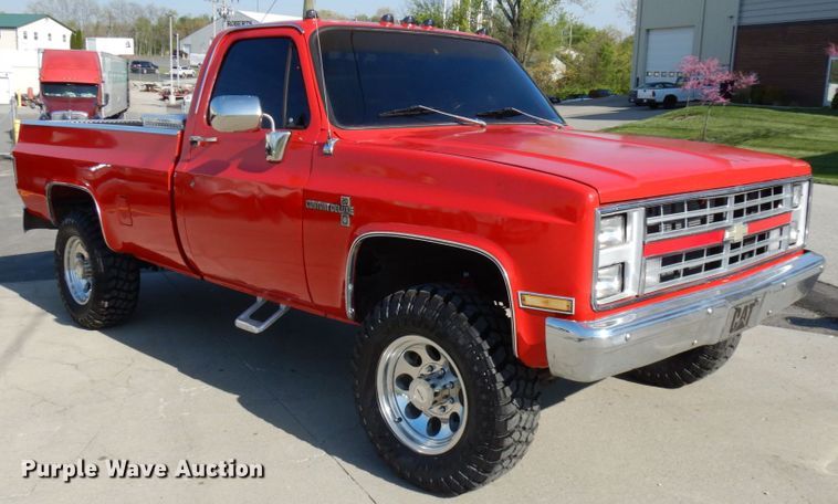 image for item HR9220 1985 Chevrolet K20  pickup truck