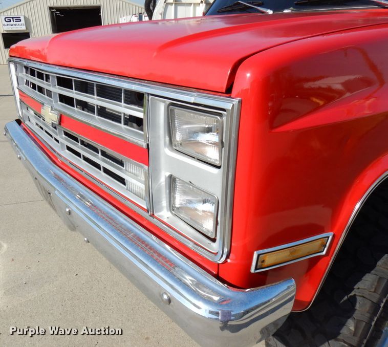 image for item HR9220 1985 Chevrolet K20  pickup truck