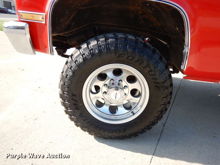 image for item HR9220 1985 Chevrolet K20  pickup truck