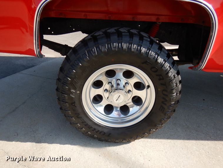 image for item HR9220 1985 Chevrolet K20  pickup truck