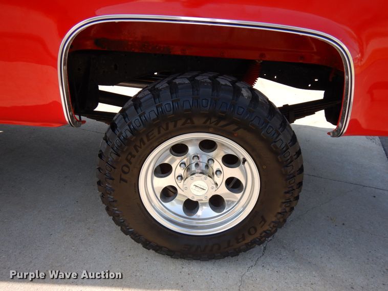 image for item HR9220 1985 Chevrolet K20  pickup truck