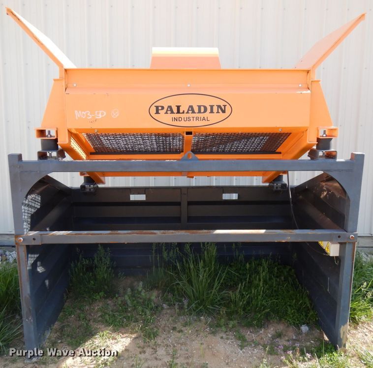 image for item HR9223 Paladin  double deck screen