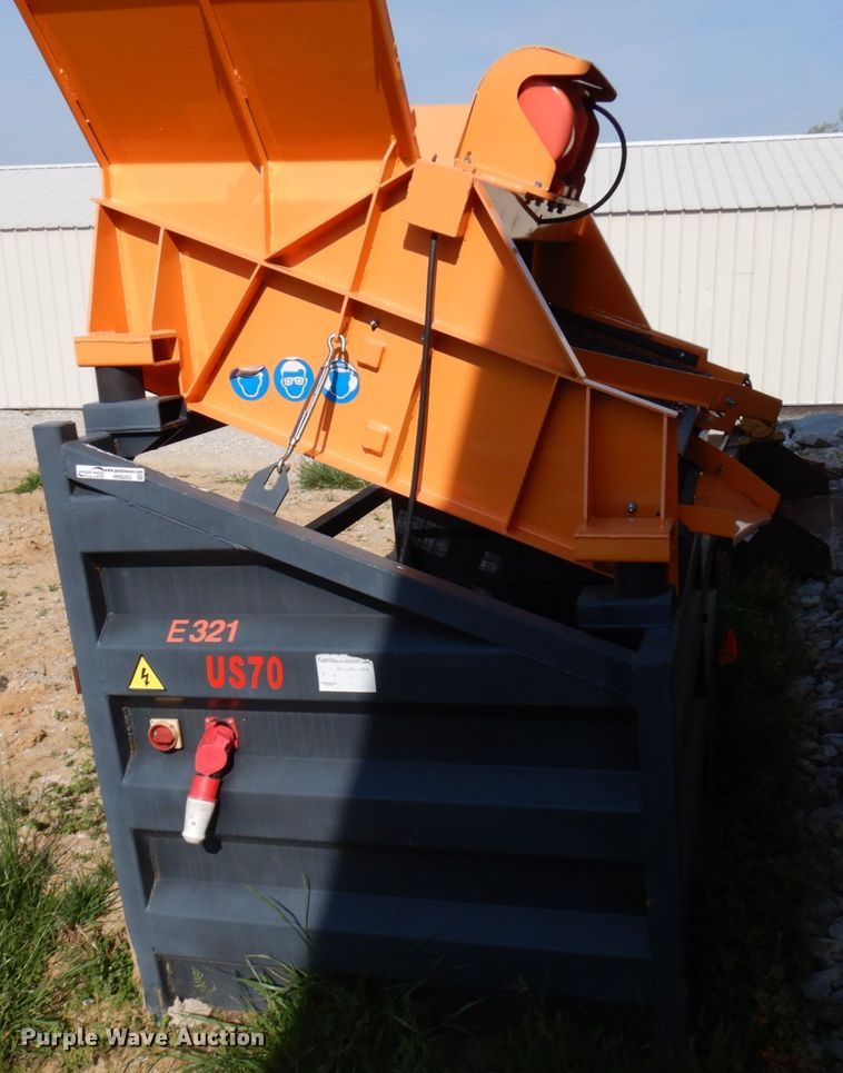 image for item HR9223 Paladin  double deck screen