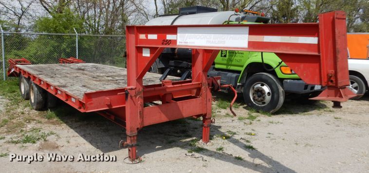 image for item HR9226 1989 Brooks Brothers GU9TE  equipment trailer