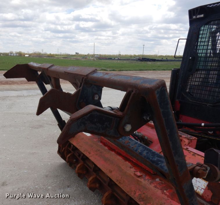 image for item HR9232 2006 Fecon FTX130-FM  mulcher