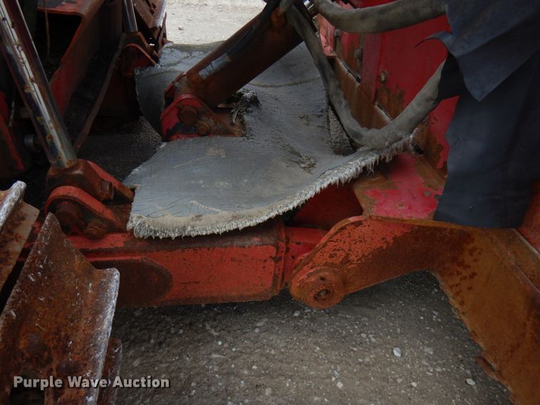 image for item HR9232 2006 Fecon FTX130-FM  mulcher