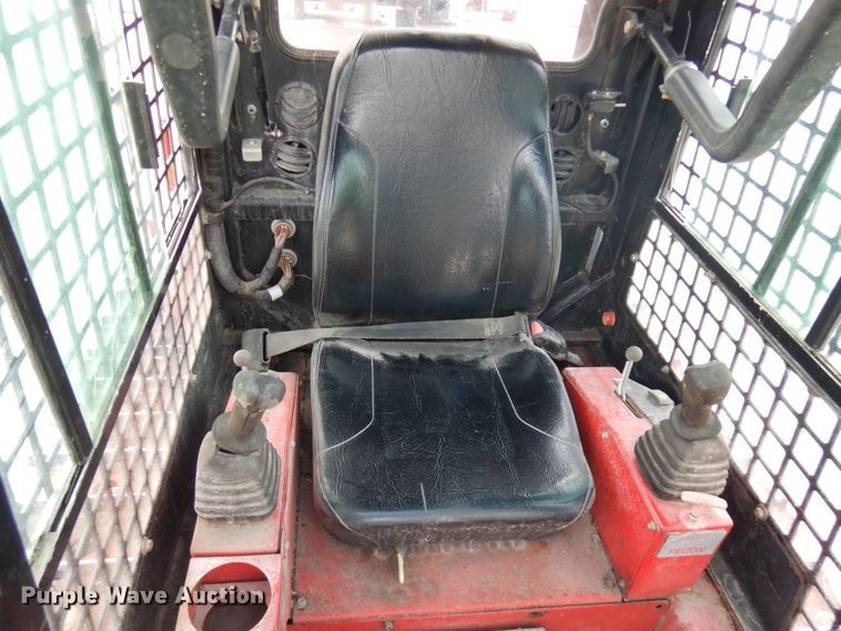 image for item HR9232 2006 Fecon FTX130-FM  mulcher