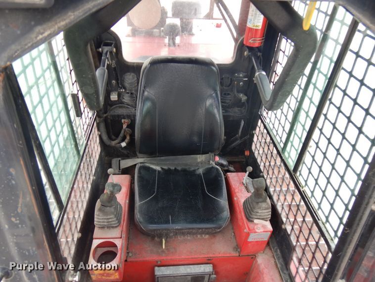 image for item HR9232 2006 Fecon FTX130-FM  mulcher