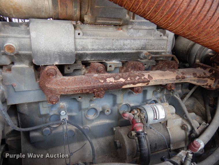 image for item HR9232 2006 Fecon FTX130-FM  mulcher