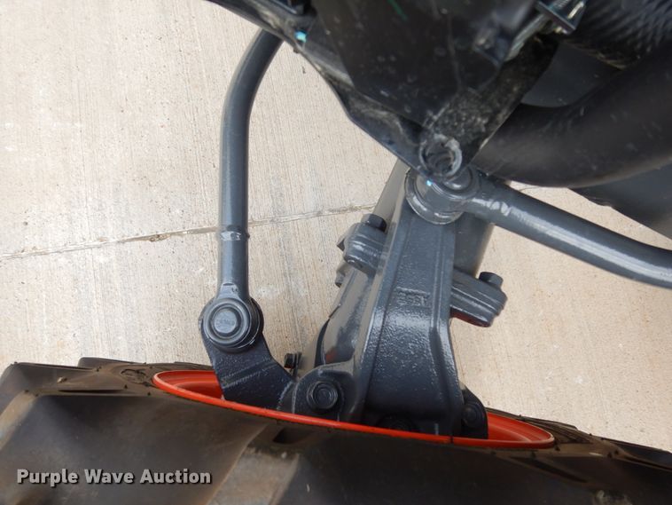 image for item HR9664 Kubota B2401  MFWD tractor