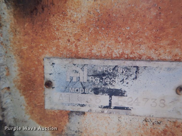 image for item HR9672 Ag-Tech AT655 loader