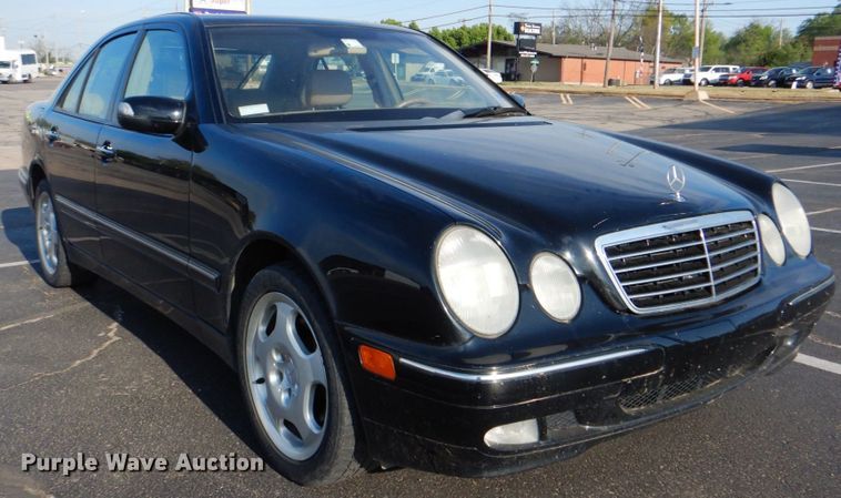 image for item HW9985 2001 Mercedes Benz E430
