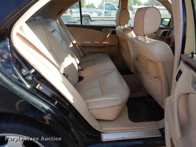 image for item HW9985 2001 Mercedes Benz E430