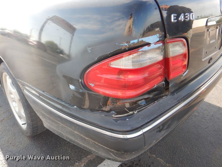 image for item HW9985 2001 Mercedes Benz E430