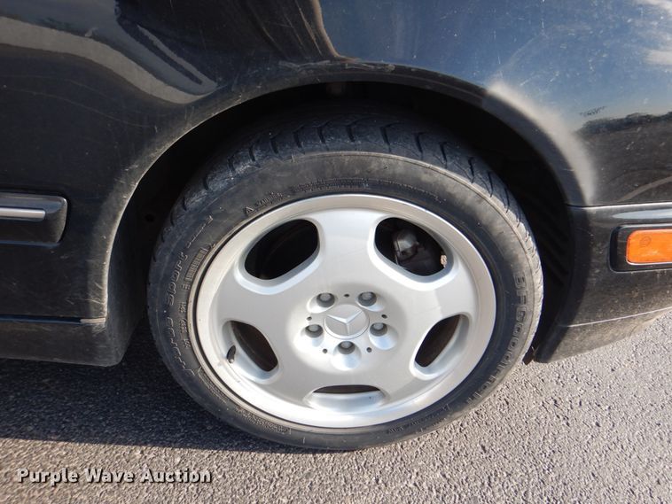 image for item HW9985 2001 Mercedes Benz E430