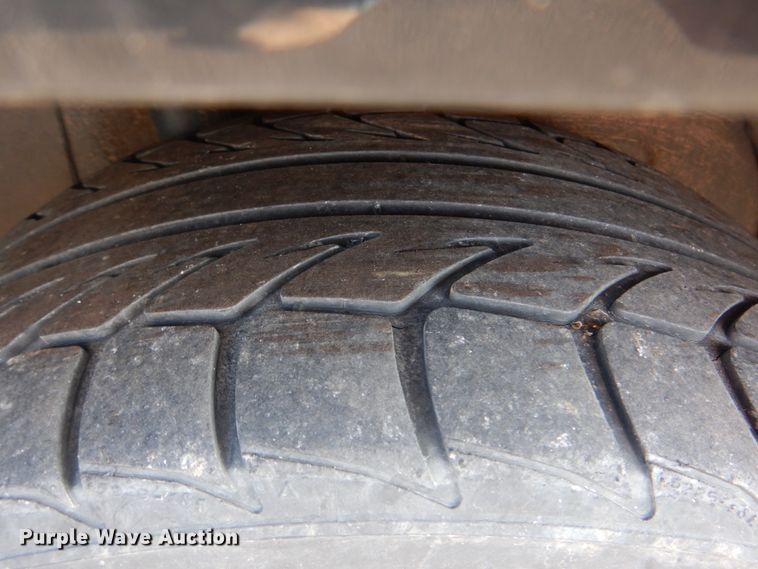 image for item HW9985 2001 Mercedes Benz E430