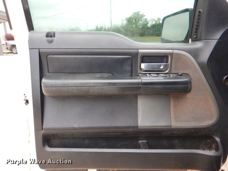 image for item HW9994 2006 Ford F150  SuperCab pickup truck