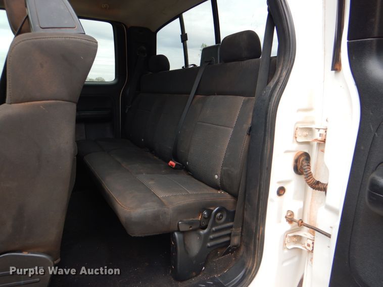 image for item HW9994 2006 Ford F150  SuperCab pickup truck