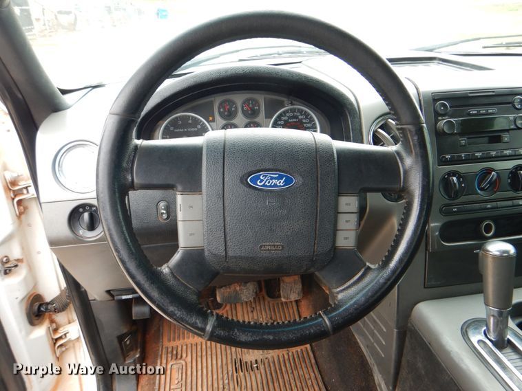 image for item HW9994 2006 Ford F150  SuperCab pickup truck