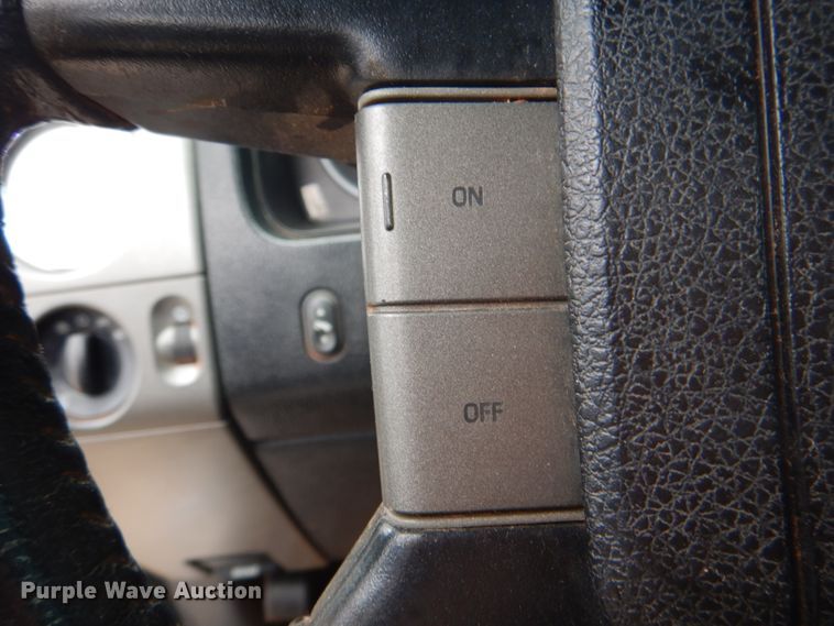 image for item HW9994 2006 Ford F150  SuperCab pickup truck