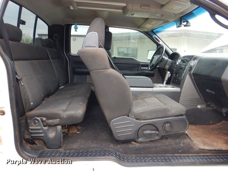 image for item HW9994 2006 Ford F150  SuperCab pickup truck