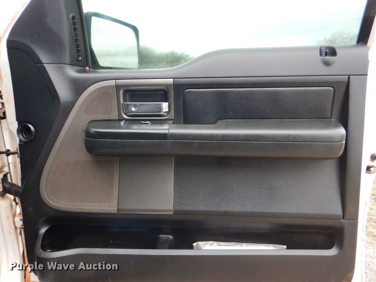 image for item HW9994 2006 Ford F150  SuperCab pickup truck