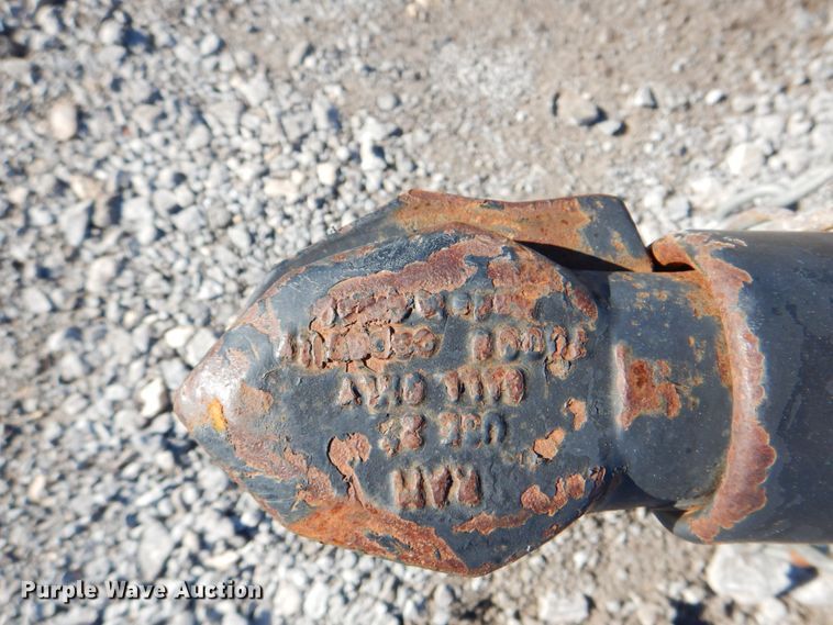 image for item HX9185 2011 C&M utility trailer