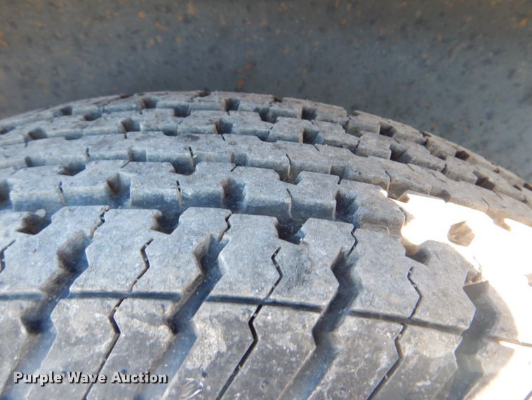 image for item HX9185 2011 C&M utility trailer