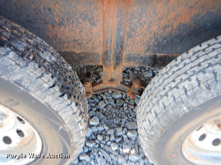 image for item HX9185 2011 C&M utility trailer